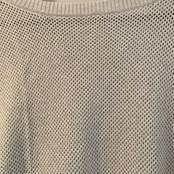 Lululemon top - Picture 4 of 8